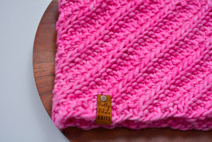 Adult North Road Cowl - Neon Pink